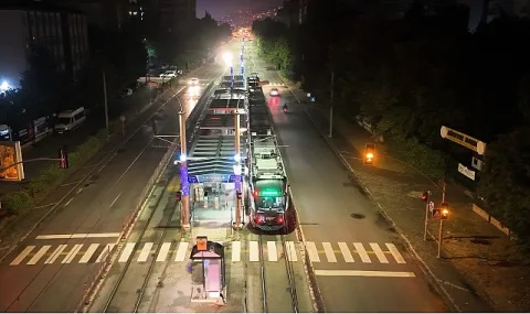 Akçaray Tramvay Hattı'nda Çift Dizi Seferler Başlıyor: Kapasite İki Katına Çıkıyor