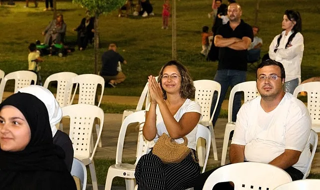 Başiskele Seymen Millet Bahçesi Yaz Akşamına Ezgilerle Renk Kattı