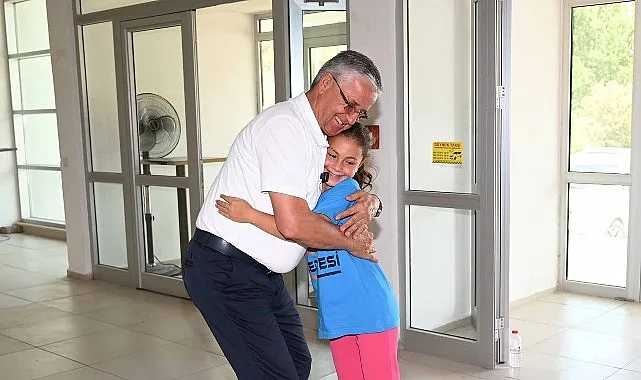 Başkan Topaloğlu'ndan Kemerli Sporculara Moral ve Destek Ziyareti