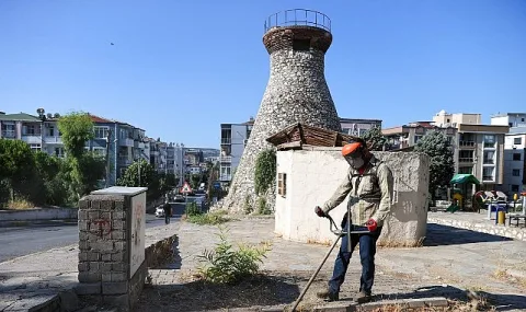 Buca Belediyesi Yaz Temizliği Çalışmalarını 47 Mahallede Yoğunlaştırdı
