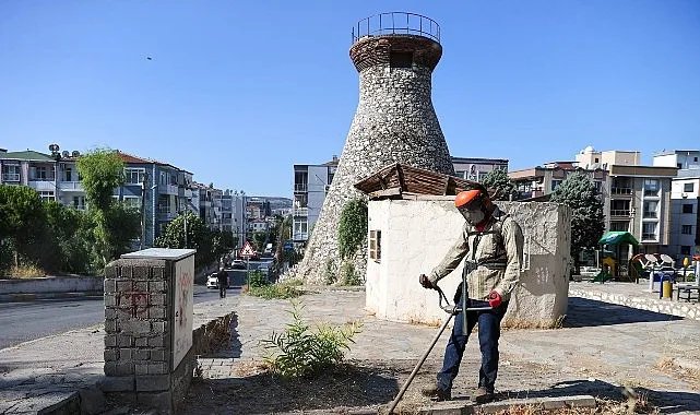 Buca Belediyesi Yaz Temizliği Çalışmalarını 47 Mahallede Yoğunlaştırdı