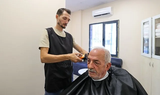 Buca'da 60 Yaş Üstü Vatandaşlara Ücretsiz Hizmetler Yoğun İlgi Görüyor