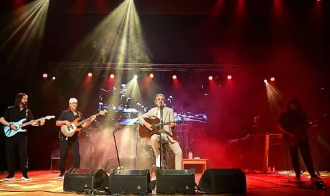 Çelik'ten Didim'de Unutulmaz Yaz Konseri: Aydın Etkinlikleri Sürüyor
