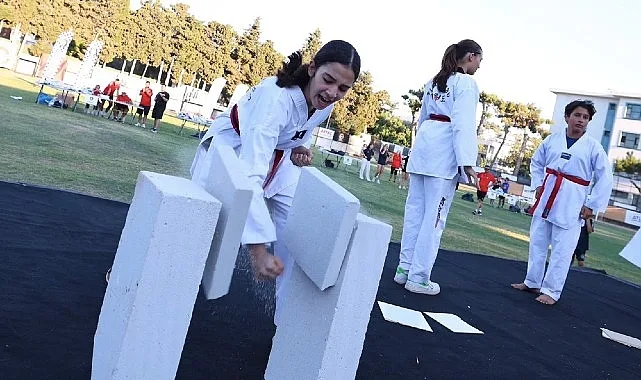 Çeşme Yaz Spor Okulları Yeni Dönemine Coşkulu Bir Açılışla Başladı
