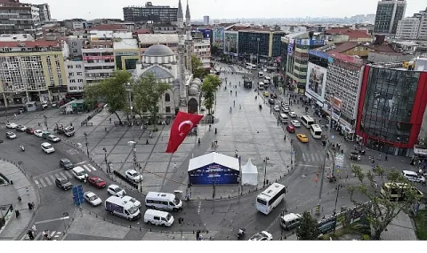 İBB'den YKS Tercih Döneminde Gençlere Ücretsiz Rehberlik Desteği