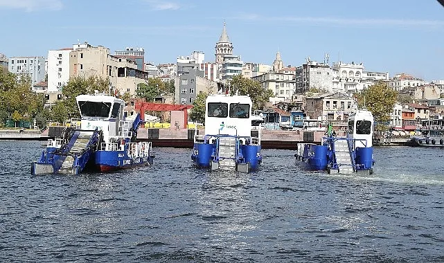 İBB, İstanbul Kıyılarından ve Deniz Yüzeyinden Binlerce Ton Atık Topladı