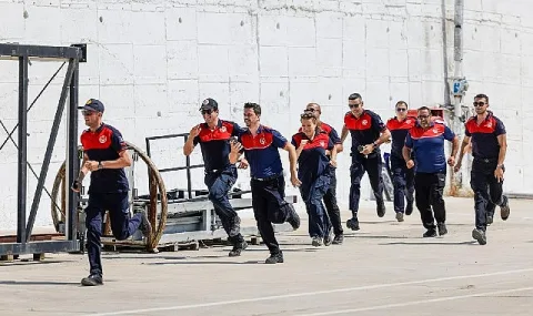 İzmir İtfaiyesi, Afetlere Hazırlık Kapsamında 110 Personeli Eğitiyor