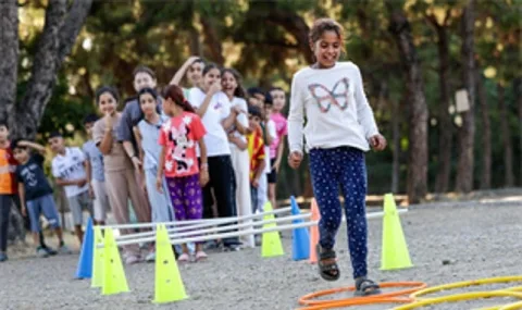 İzmir Kadifekale'de Çocuklar Mahalle Şenliği ile Eğlenceye Doydu