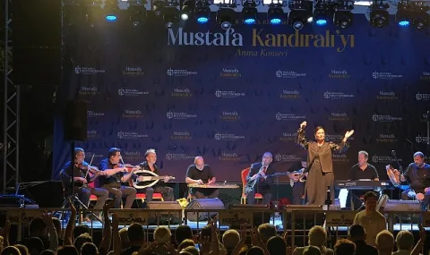 Klarnetin Efsanesi Mustafa Kandıralı Kocaeli'de Özel Programla Yad Edildi