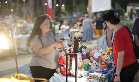 Konak Gece Kermesi 150 Kadın Üreticiye Gelir Kapısı Oldu