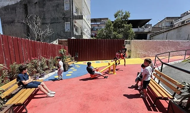 Konak'ta İkinci Cep Park Kocatepe Mahallesi'nde Hizmete Açıldı