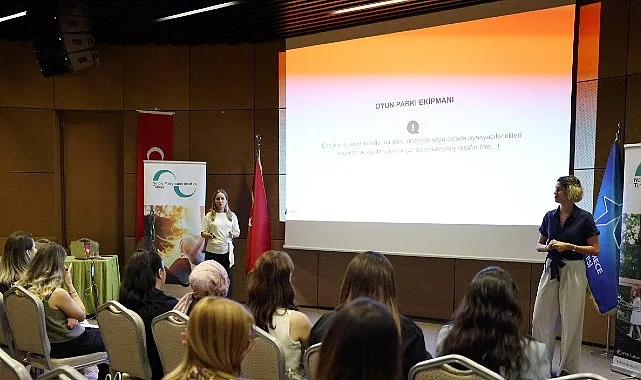 Küçükçekmece'de Oyun Alanı Güvenliği Eğitimi Tamamlandı