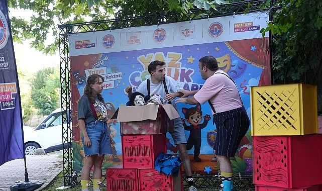 Maltepe'de Yaz Çocuk Tiyatroları Büyükbakkalköy'de Neşe Saçtı