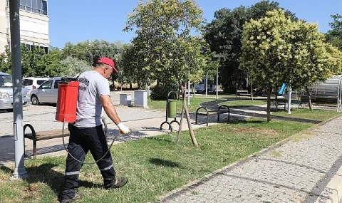 Menderes'te Park Bakım ve Temizlik Çalışmaları Aralıksız Sürüyor
