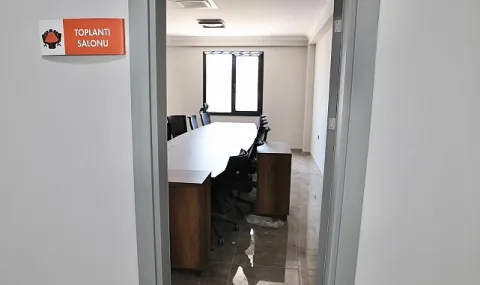 Menemen Belediyesi'nin Modern TIR Garajı Açılışa Gün Sayıyor