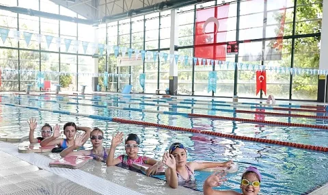 Nilüfer'de Kırsal Mahalle Çocukları Yüzme Eğitimiyle Gelişiyor