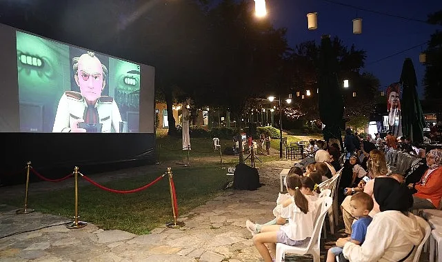 Osmangazi'de Yaz Film Gösterimleri Çocukları Sinemayla Buluşturuyor