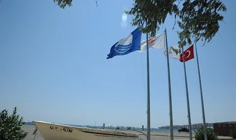 Seferihisar, 2026 Sezonunda 10 Plajıyla Mavi Bayrak Statüsünü Sürdürdü