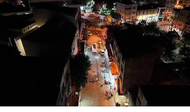 Seferihisar'da Yaşanabilir Kent Hedefiyle Yol Yıkama Çalışmaları