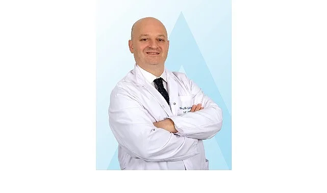 Tatil Alışkanlıkları Omurga Sağlığını Tehdit Ediyor: Uzman Uyarısı