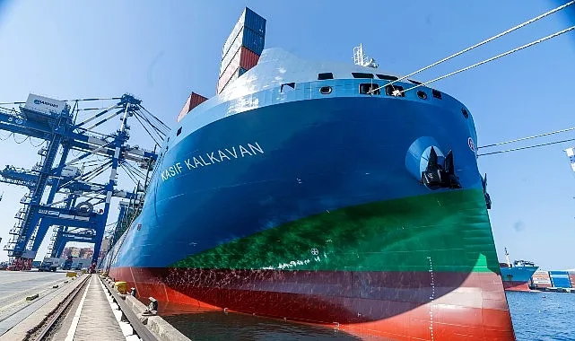 Türkiye'nin İlk LNG'li Konteyner Gemisi Kaşif Kalkavan Marport'ta