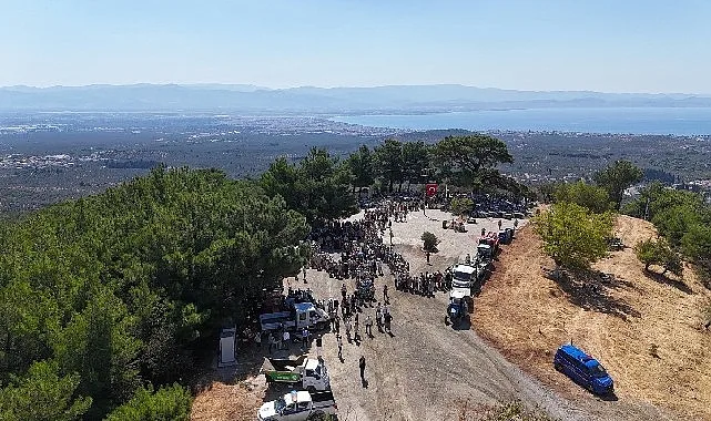 36. Geleneksel Güre Sarıkız Hayrı Edremit'te Binlerce Kişiyi Bir Araya Getirdi