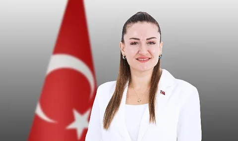 Antalya'dan 30 Ağustos Zafer Bayramı Vurgusu: Başkan Vekili Özdemir'den Mesaj