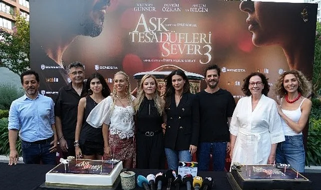 "Aşk Tesadüfleri Sever 3" Çekimleri Tamamlandı, Vizyon Tarihi Belli Oldu