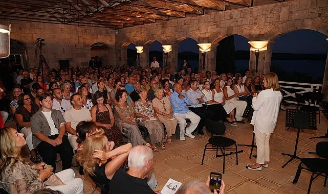 Ayvalık AIMA Müzik Festivali Cunda Adası'nda Sanat Coşkusunu Başlattı