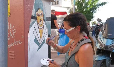 Ayvalık Sokakları Genç Sanatçıların Eserleriyle Açık Hava Galerisine Dönüştü