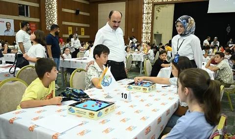 Başkan Altay, Genç KOMEK Akıl ve Zekâ Oyunları Final Coşkusunu Paylaştı