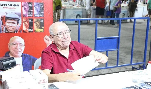 Edremit Kitap Fuarı'nda Beşinci Gün: Demokrasi, Tarih ve Sanat Buluştu