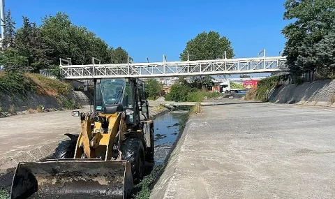 Haliç'te Kapsamlı Temizlik Çalışmaları Aralıksız Sürüyor