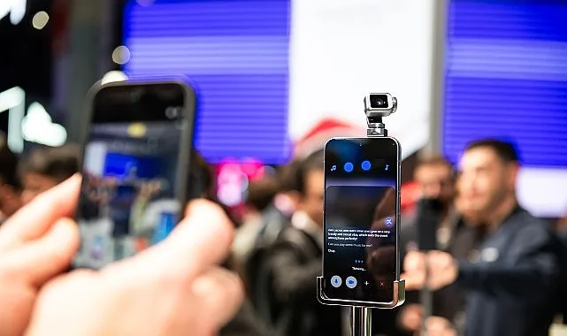HONOR Robot Phone Dünya Sahnesinde: Yapay Zeka ve Robotik Buluşuyor