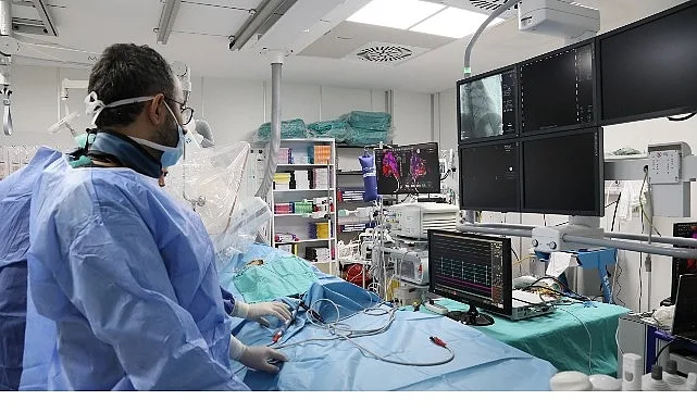 İzmir Bakırçay Çiğli'de Kalp Ritim Bozukluklarına 3D Haritalama Sistemi