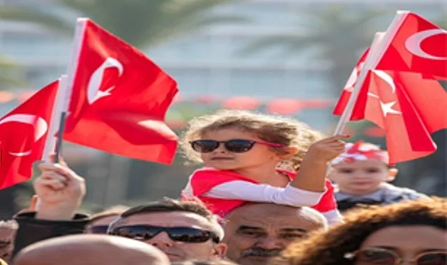 İzmir Büyükşehir Belediyesi'nden 30 Ağustos'a Özel Konser Programı