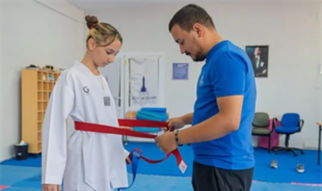 İzmir Büyükşehir Belediyesi Yaz Spor Okulları Tekvandoya Yoğun İlgi