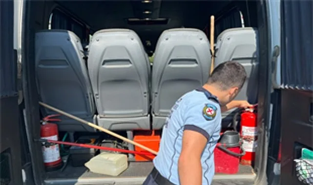 İzmir'de İşçi Servisleri Mercek Altında: Yangın Söndürücü Eksikliği Dikkat Çekti