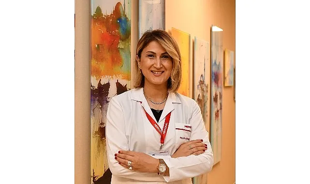 Kadınlarda Kalp Krizi Belirtileri Farklı: Baş Dönmesi ve Mide Bulantısı Dikkat Çekiyor
