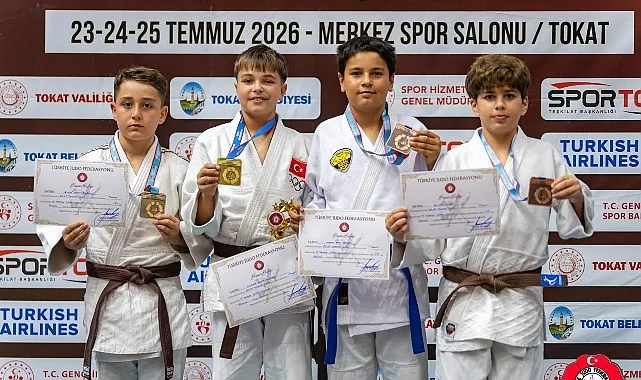 Kağıtspor'dan Güreşten Karateye Birçok Branşta Madalya Yağmuru