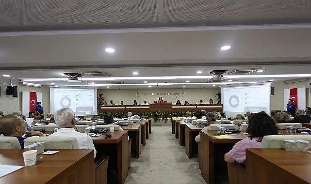 Karabağlar Meclisi'nde Sahipsiz Atıkların 80 Milyon Liralık Yükü Ele Alındı