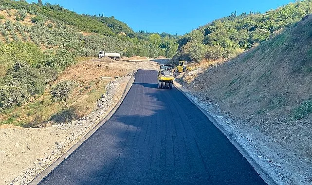 Karamürsel Dereköy'de Yollar Yenilendi: Ulaşım Konforu Yükseldi