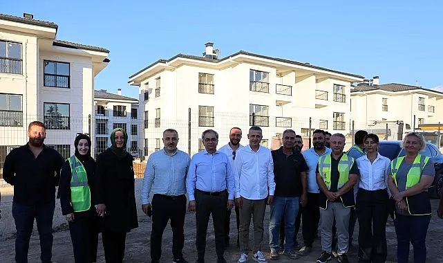 Kartepe Evleri'nde Teslim Öncesi Son İnceleme: Dr. Hayri Baraçlı Sahada