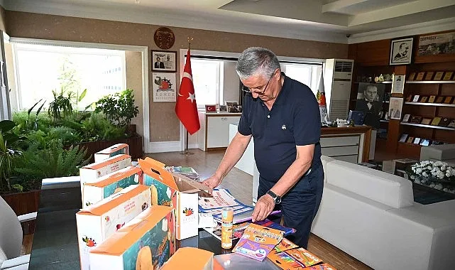 Kemer'de 6.500 Öğrenciye Ücretsiz Kırtasiye Desteği Başladı