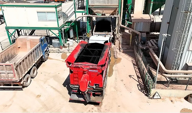 Kocaeli Belediyesinden Kendi Asfalt Üretimiyle Yol Yatırımlarına Hız