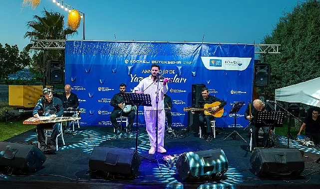 Kocaeli'de "Anne Şehir Yaz Akşamları" Arabesk Rüzgarı Esti