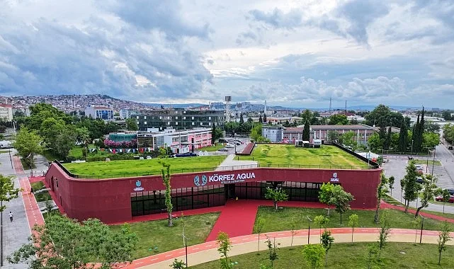 Kocaelispor Efsanesi Kaan Dobra'dan Körfez Aqua'ya Tam Not