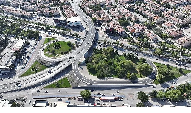 Konya'da İki Önemli Üst Geçitte Asfalt Yenileme Çalışması Tamamlandı