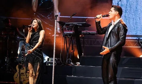 M Lisa, Emir Can İğrek'in Harbiye Konserinde Sahneye Çıktı