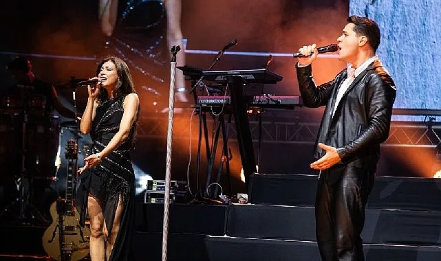 M Lisa, Emir Can İğrek'in Harbiye Konserinde Sahneye Çıktı